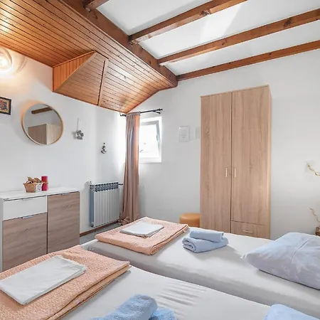 Nena Apartamento Brodarica (Sibenik-Knin)
