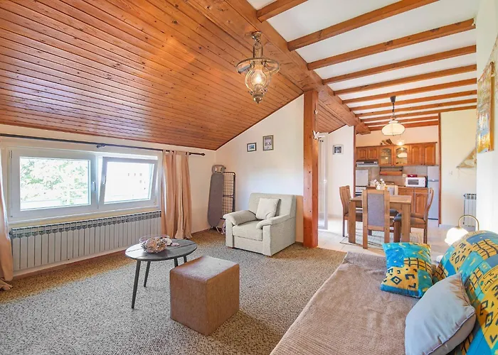 Nena Brodarica (Sibenik-Knin)