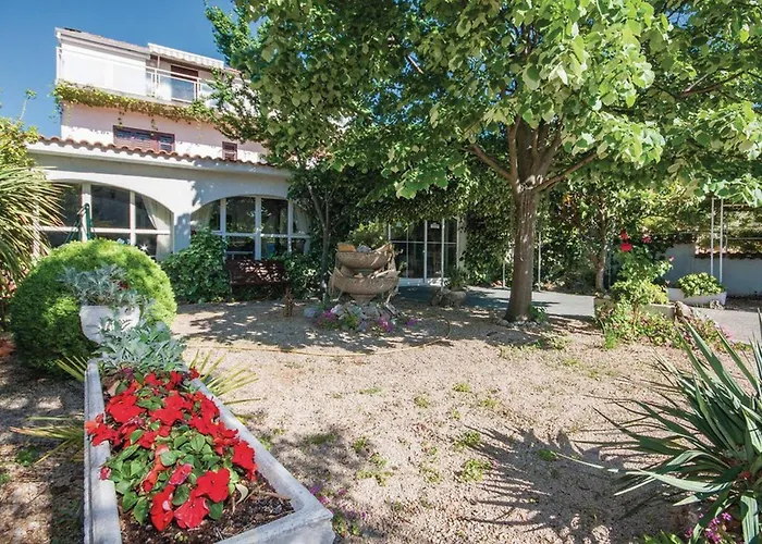 Nena Brodarica (Sibenik-Knin)